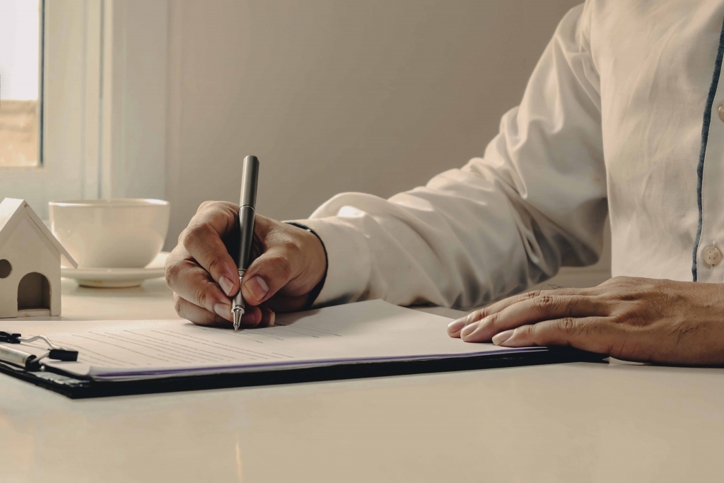 Documents-and-Certificates-Listings