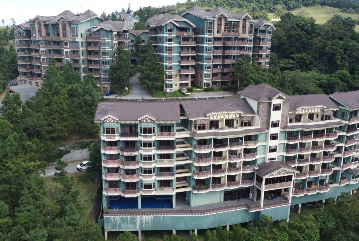 Aerial photo of Grand Quartier III within the luxury community of Crosswinds