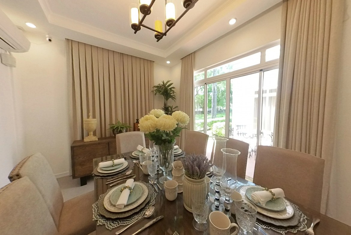 Luxury Dining Interior within Eliot Home