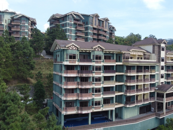 Luxury condo unit of Alpine Villas in Crosswinds Tagaytay