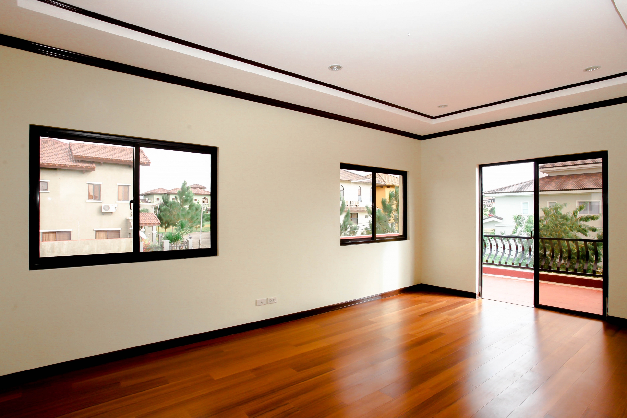 Spacious bedroom of Pietro luxury home