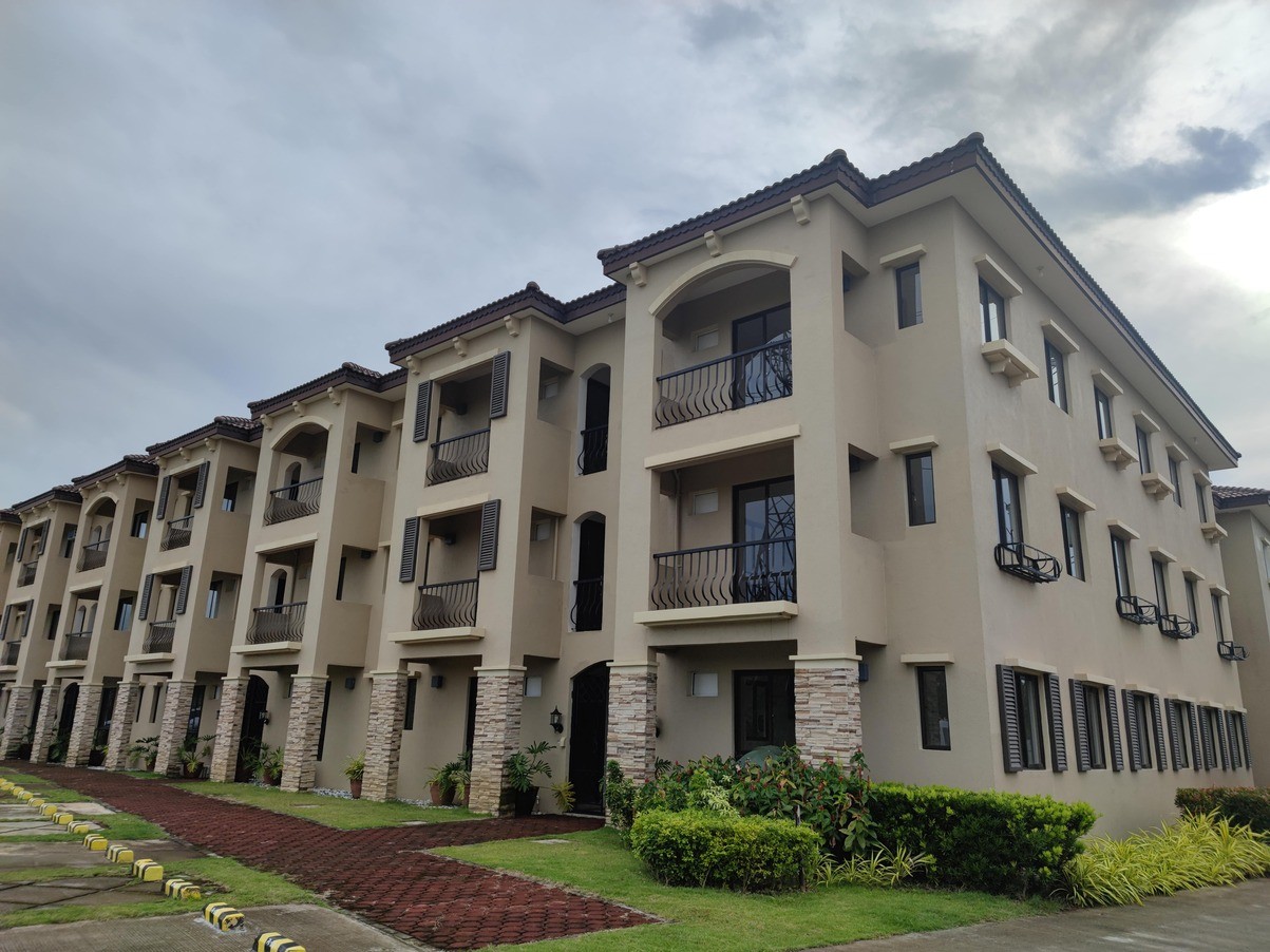 Spacious 2 BR RFO condo in Laguna | Valenza Mansions by Crown Asia