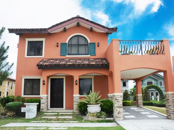 4 Bedroom House and Lot for Sale in Sta Rosa Laguna | Francesco Model by Crown Asia