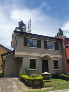 Spacious 4 Bedroom Home | Designer 97 RFO Home in Valenza Sta. Rosa Laguna