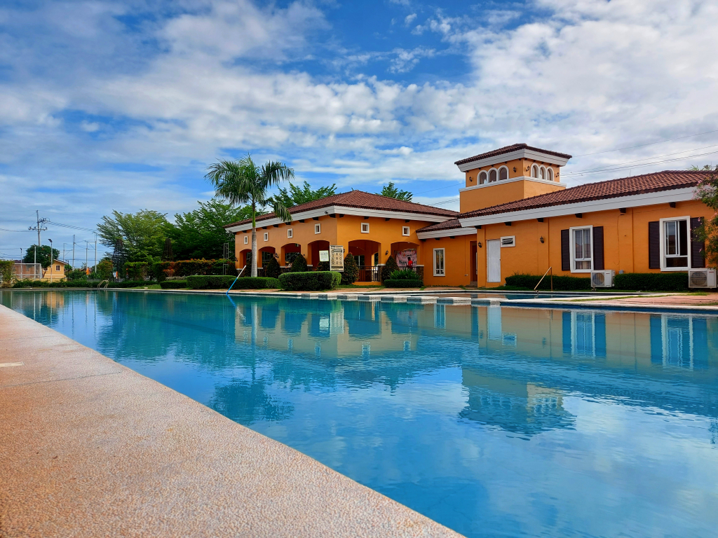 Camella Baliwag's Olympic-sized swimming pool