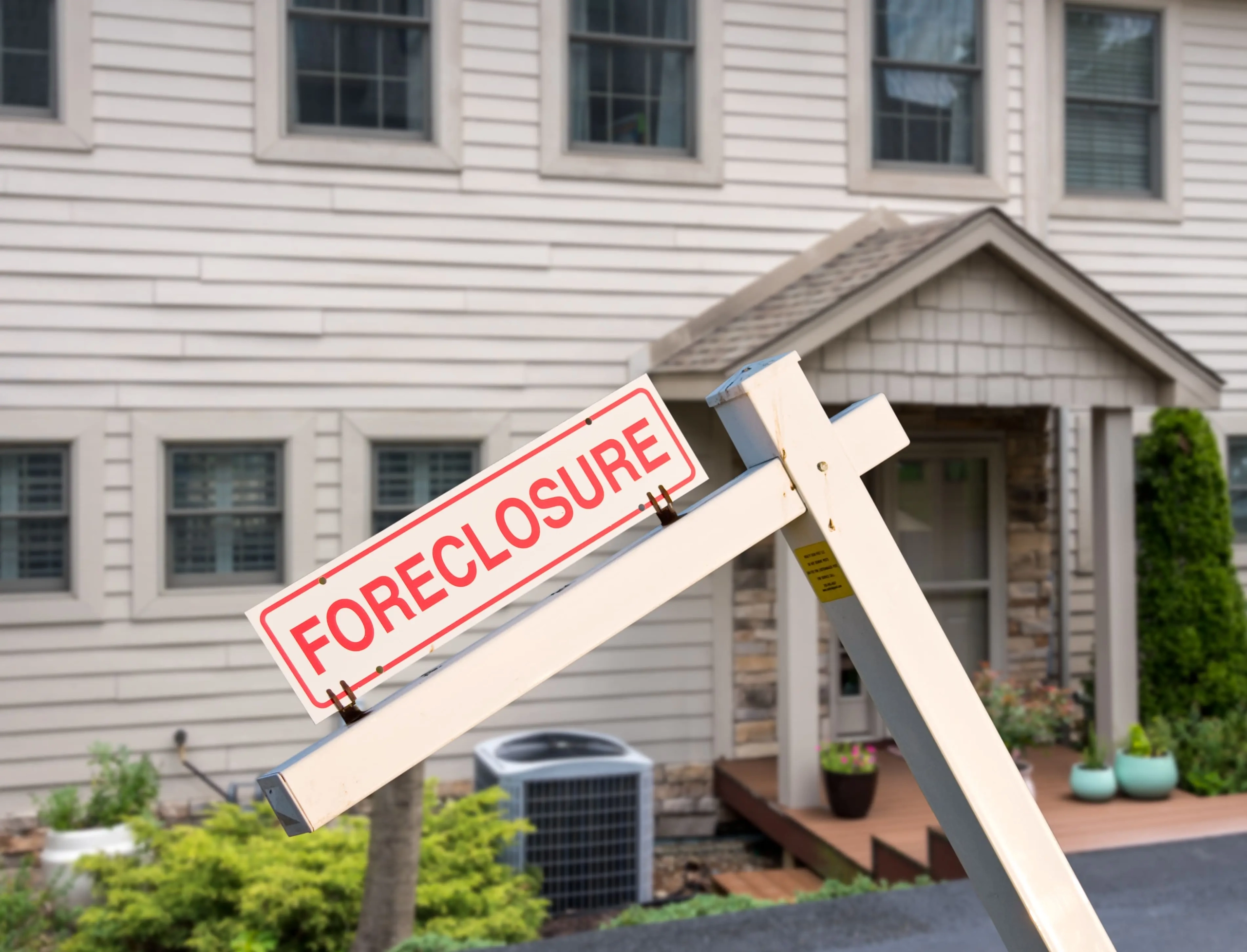 The risk of buying foreclosed properties