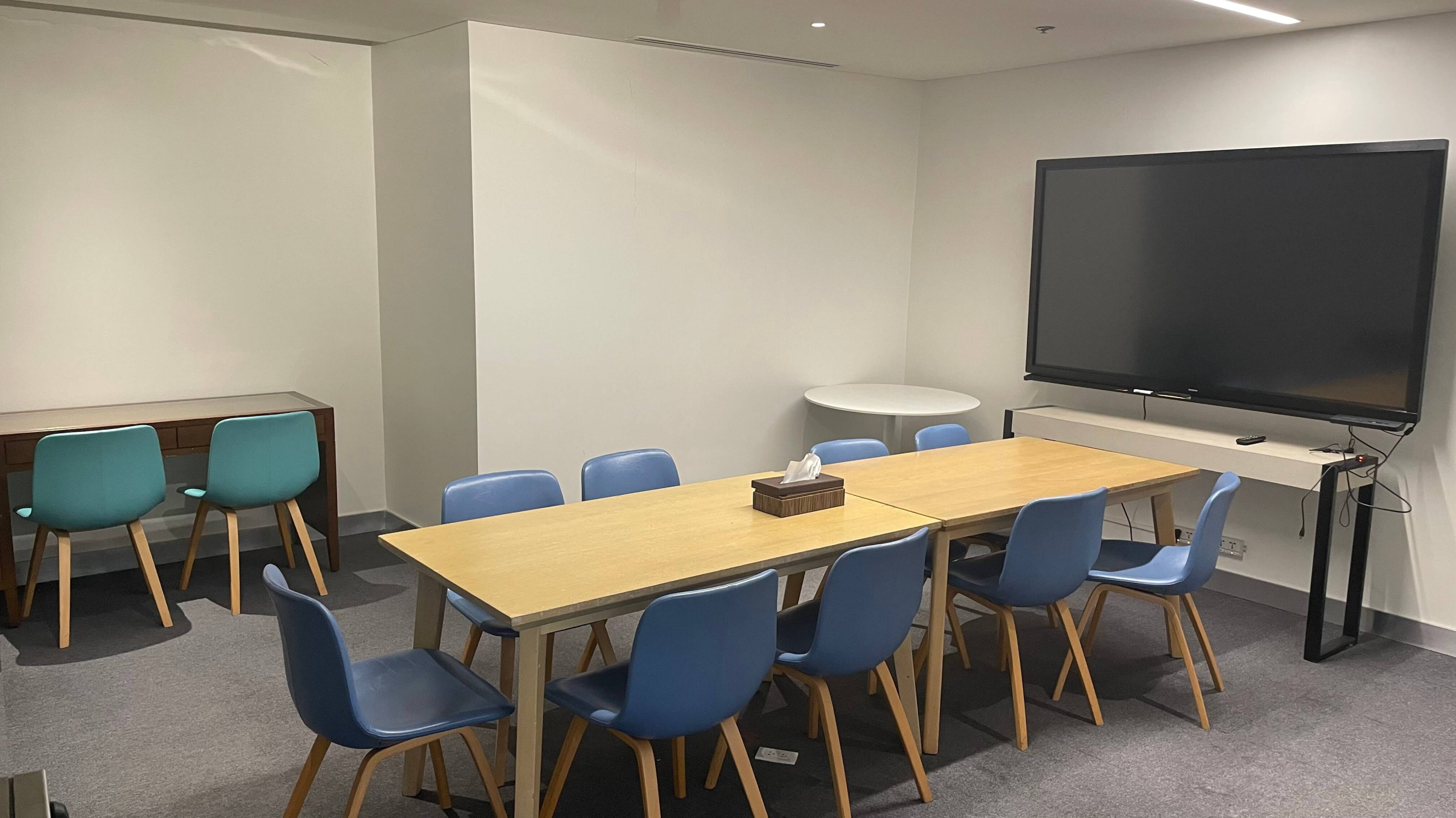 303-sqm-office-space-for-lease-in-bgc-taguig-brittany-hotel