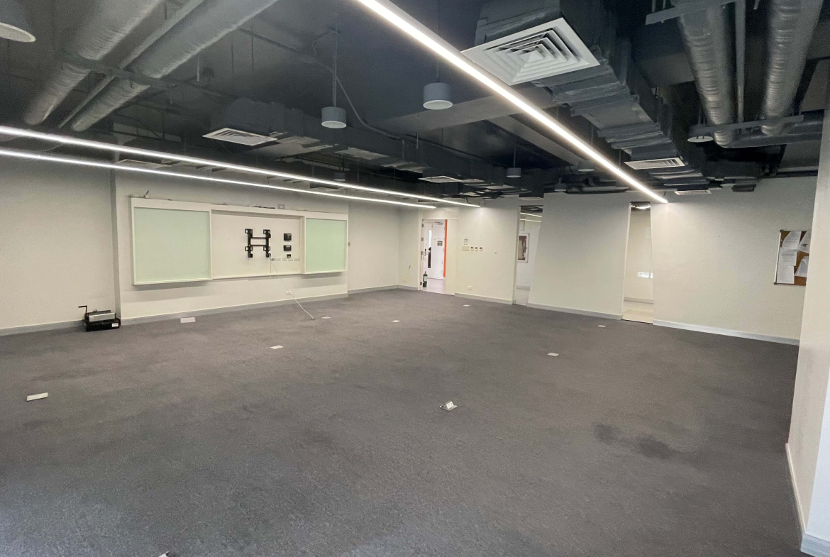 85-sqm-office-space-for-lease-in-bgc-taguig-brittany-hotel