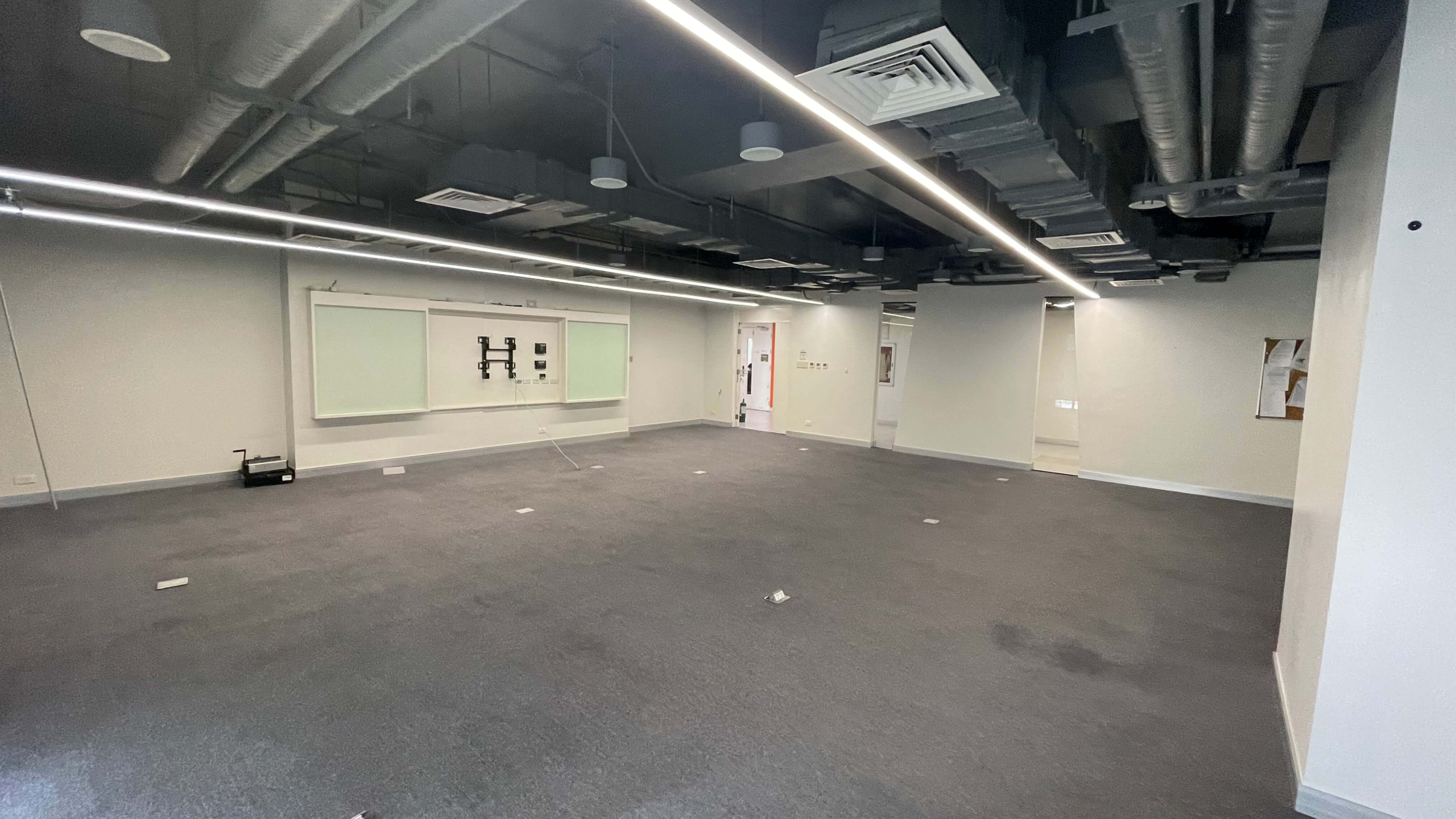 85-sqm-office-space-for-lease-in-bgc-taguig-brittany-hotel