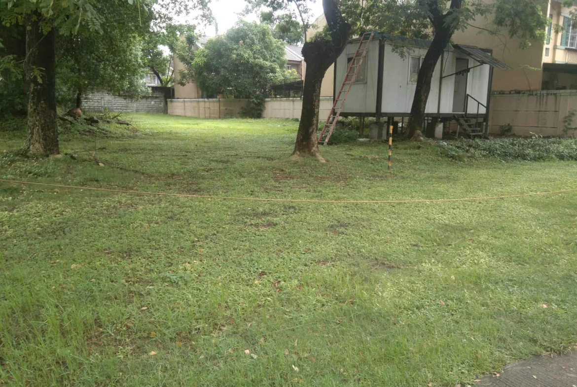 commercial-lot-for-sale-in-taguig-aventine-3