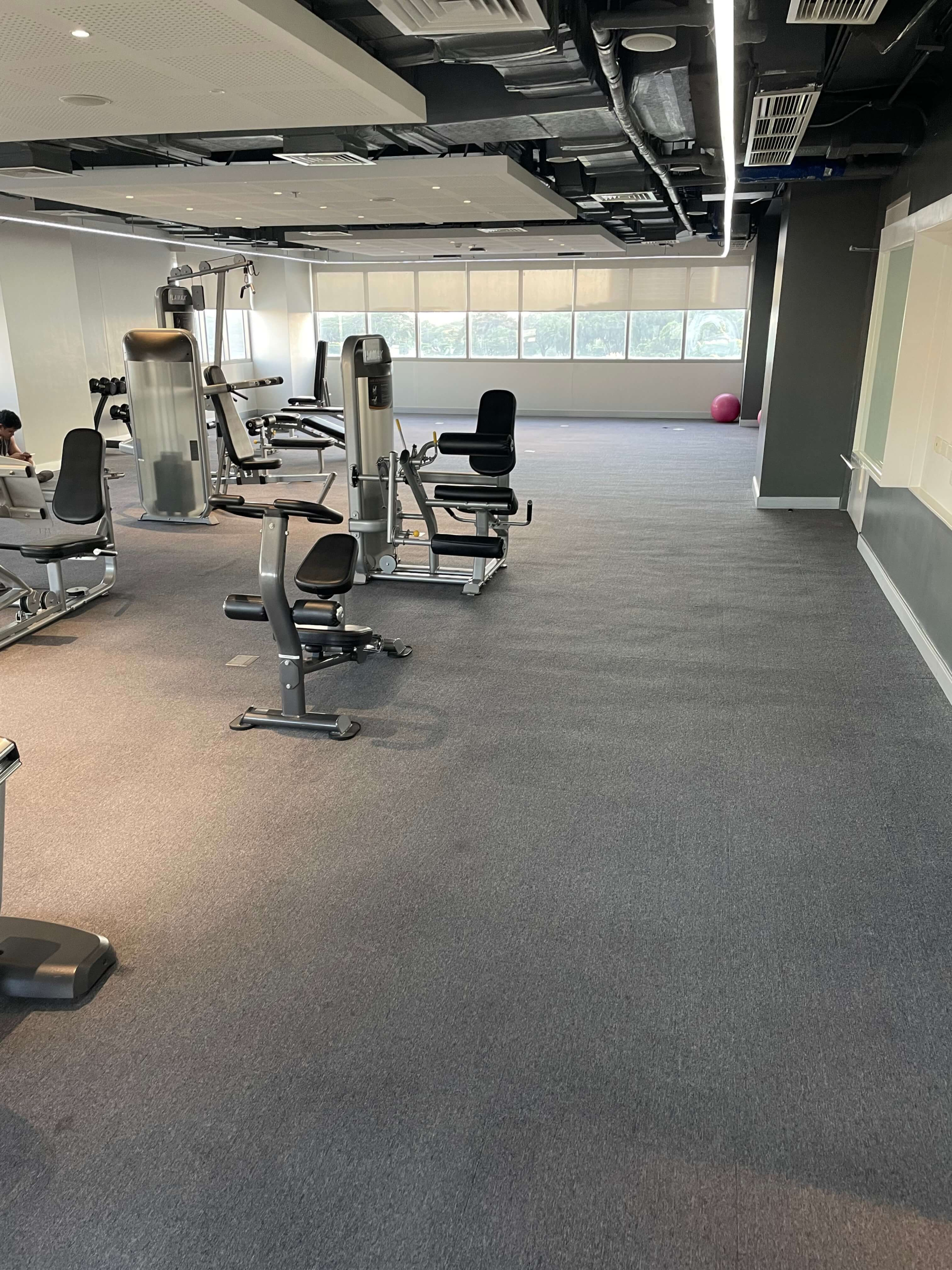 commercial-space-for-lease-in-bgc-6th-floor-gym